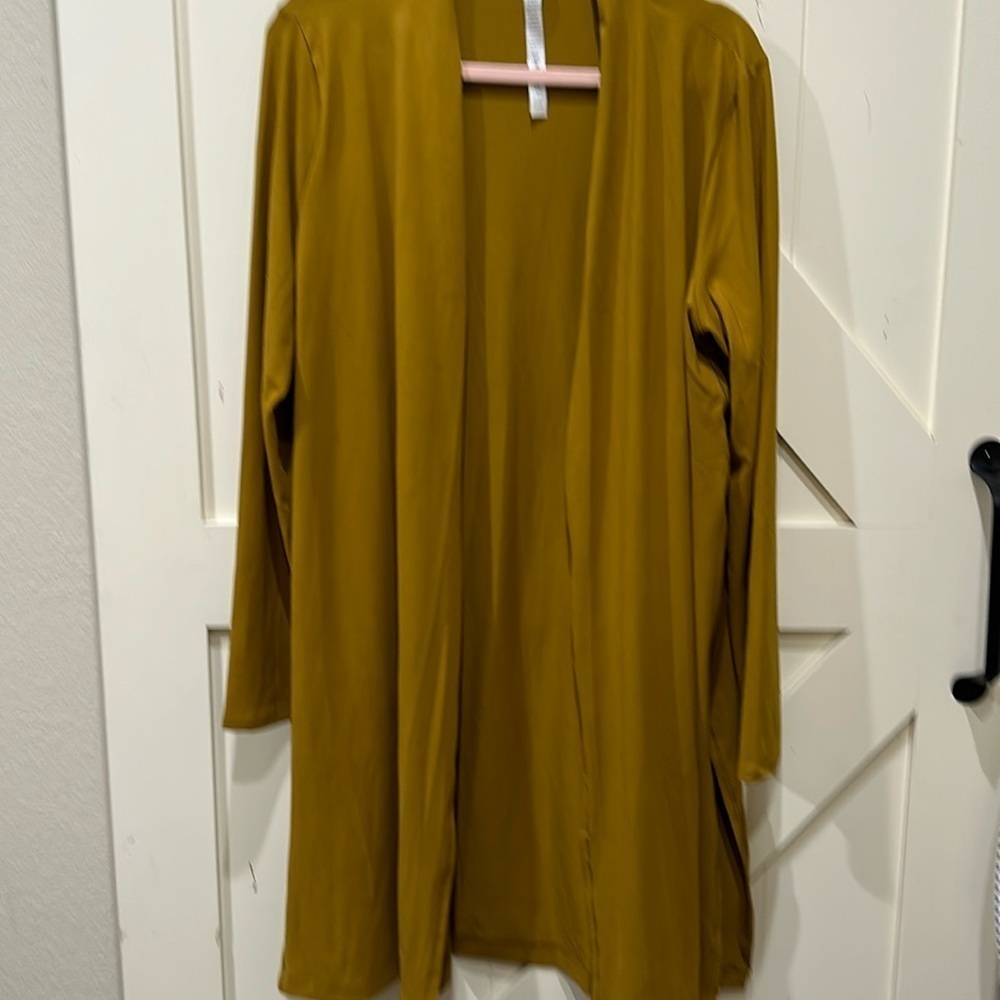 Brand new without tag. Rae Mode, boutique brand 1x and extremely soft.